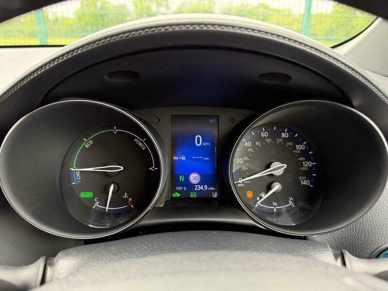 Toyota C-Hr Excel White #29