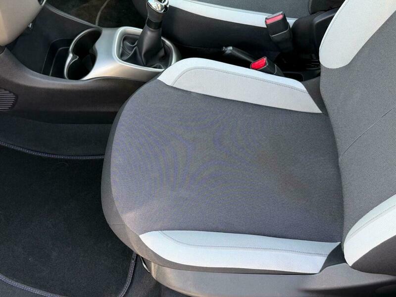 Toyota Aygo 1.0 Vvt-i X-press White #35
