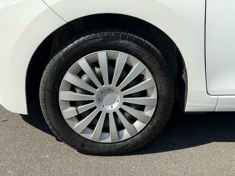 Toyota Aygo 1.0 Vvt-i X-press White #38