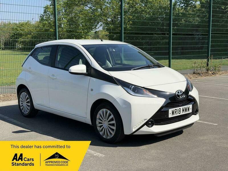 Toyota Aygo 1.0 Vvt-i X-play Euro White