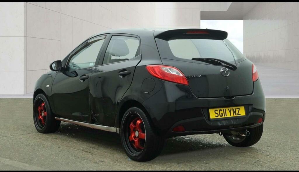 Mazda 2 1.3 Ts Euro 5 Black #2