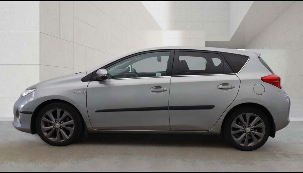 Toyota Auris Excel Grey #5