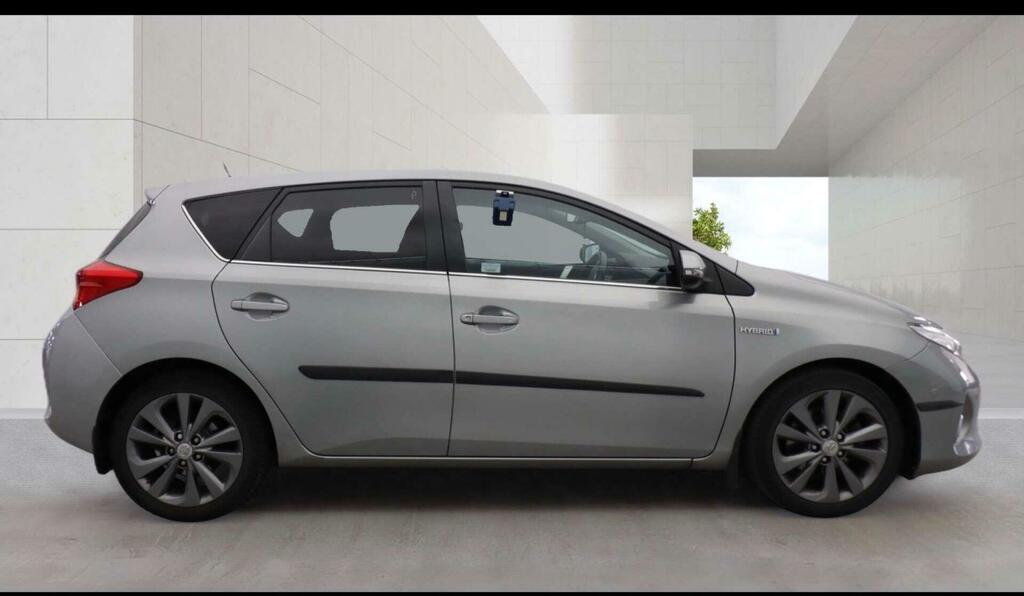 Toyota Auris Excel Grey #6