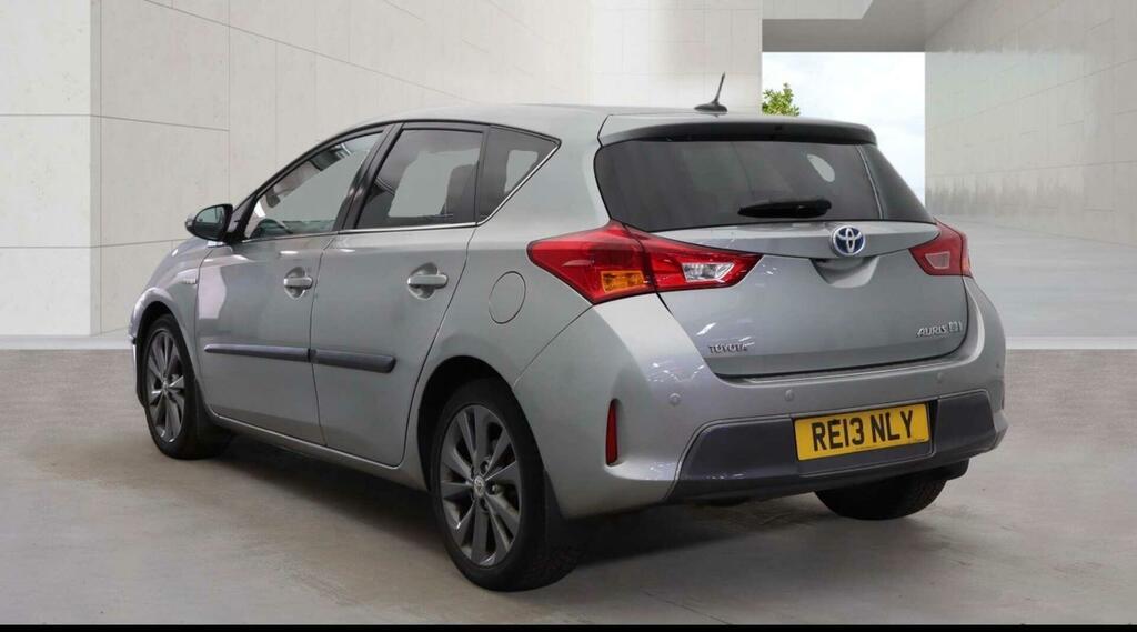 Toyota Auris Excel Grey #4