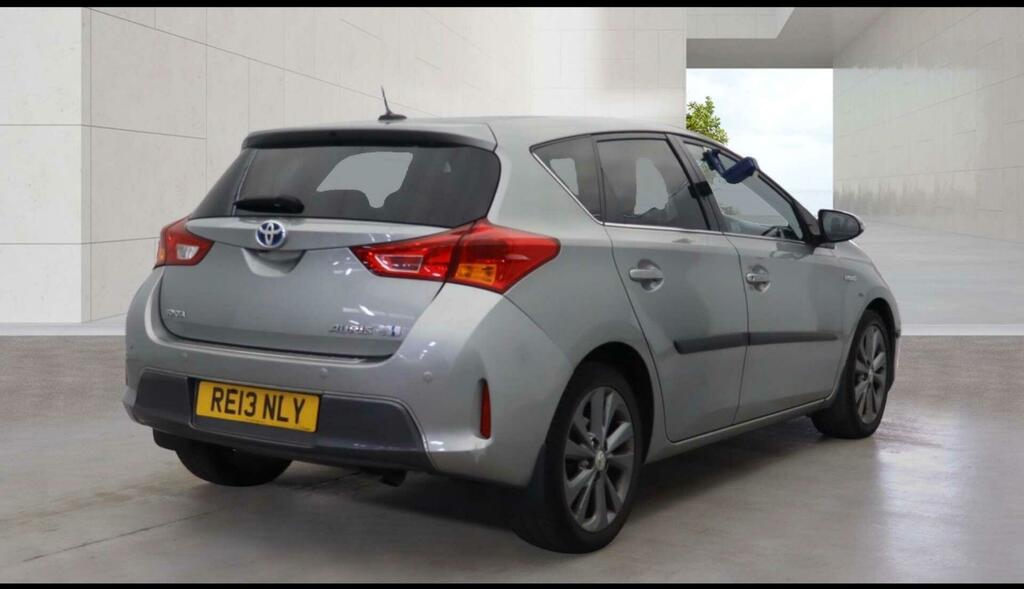 Toyota Auris Excel Grey #3