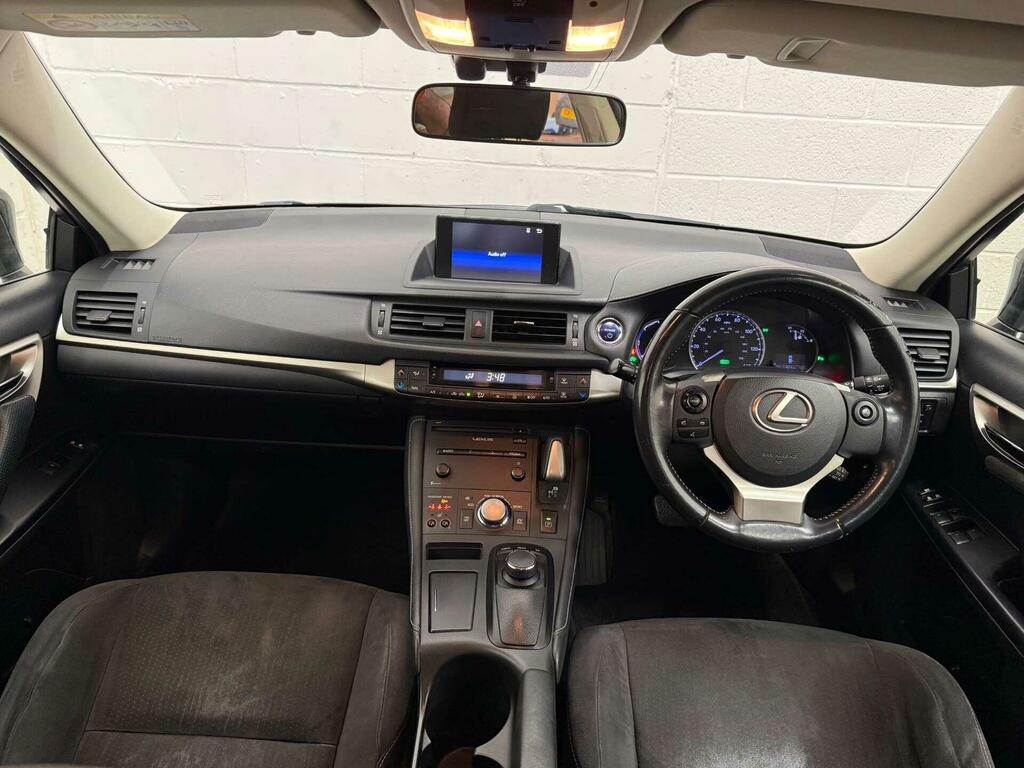 Lexus CT Advance Black #2