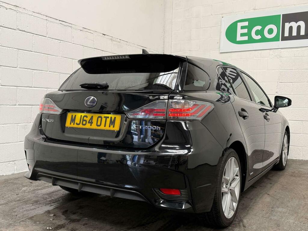 Lexus CT Advance Black #18