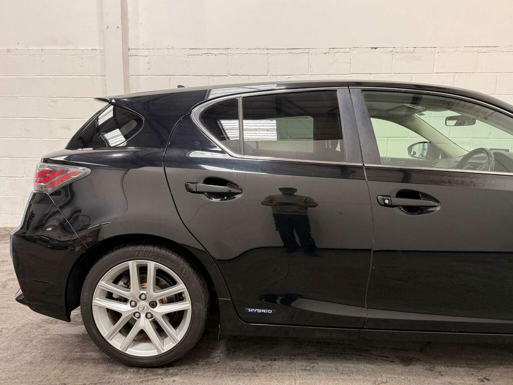 Lexus CT Advance Black #24