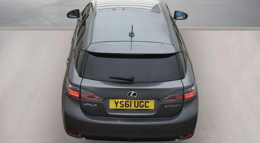 Lexus CT 200H Se-l Silver #8