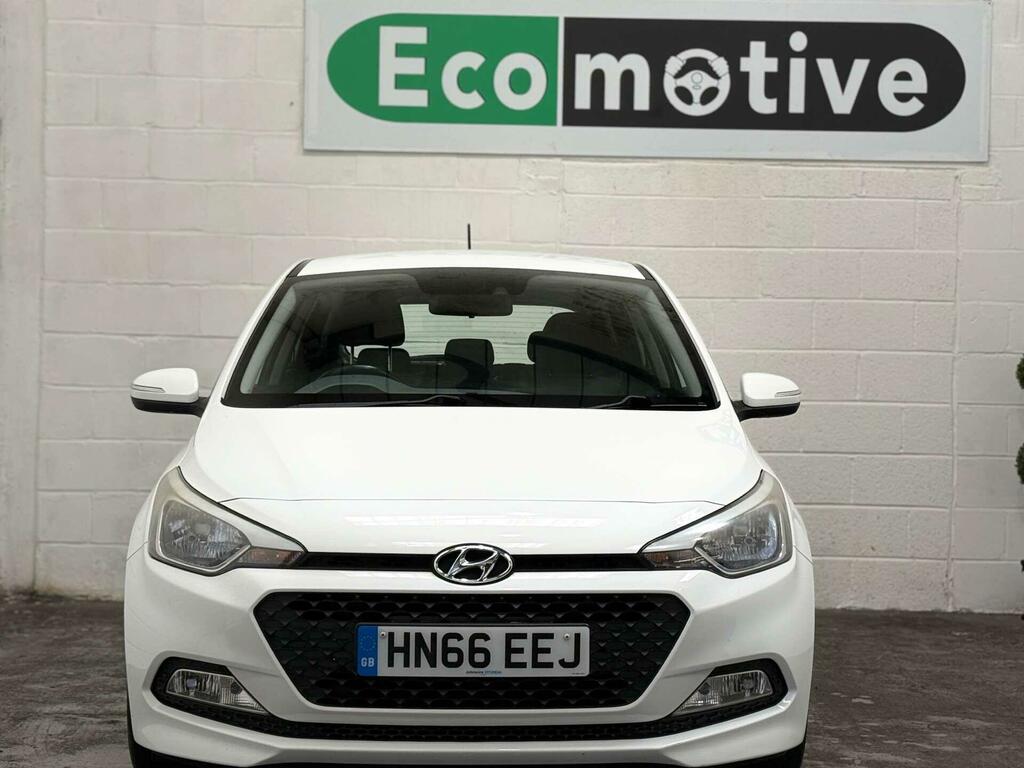 Hyundai I20 1.2 Se Euro 6 HN66EEJ White #5
