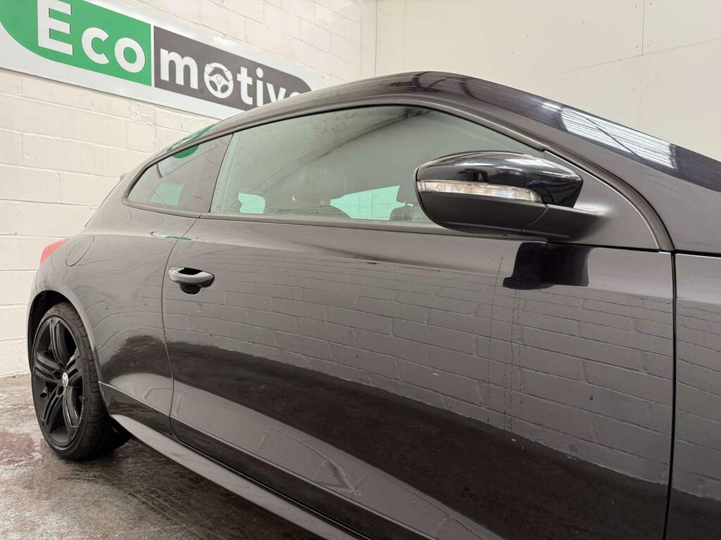 Volkswagen Scirocco R-line Black #4