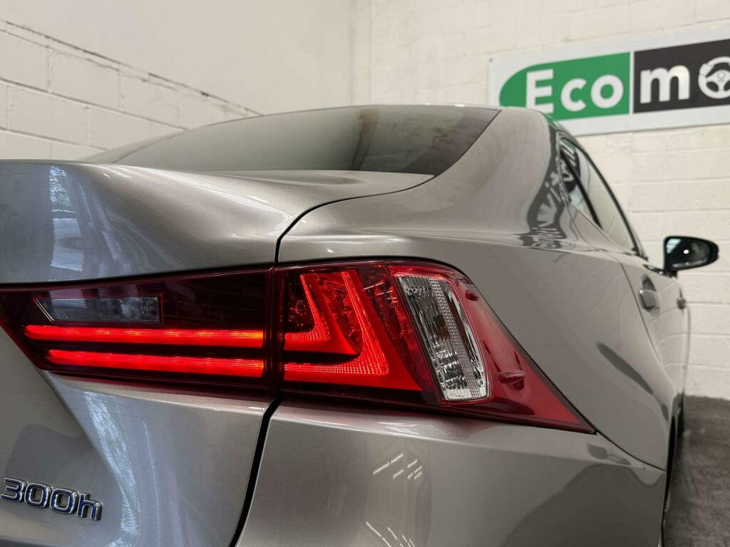 Lexus IS 2.5 Executive Edition Saloon Hybrid E-c Black #18