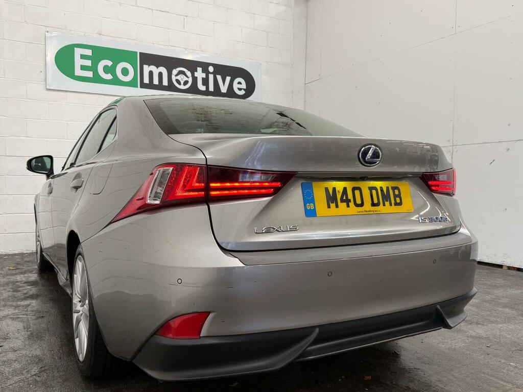 Lexus IS 2.5 Executive Edition Saloon Hybrid E-c Black #16