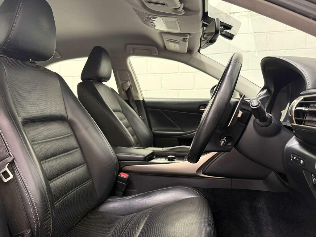 Lexus IS 2.5 Executive Edition Saloon Hybrid E-c Black #23