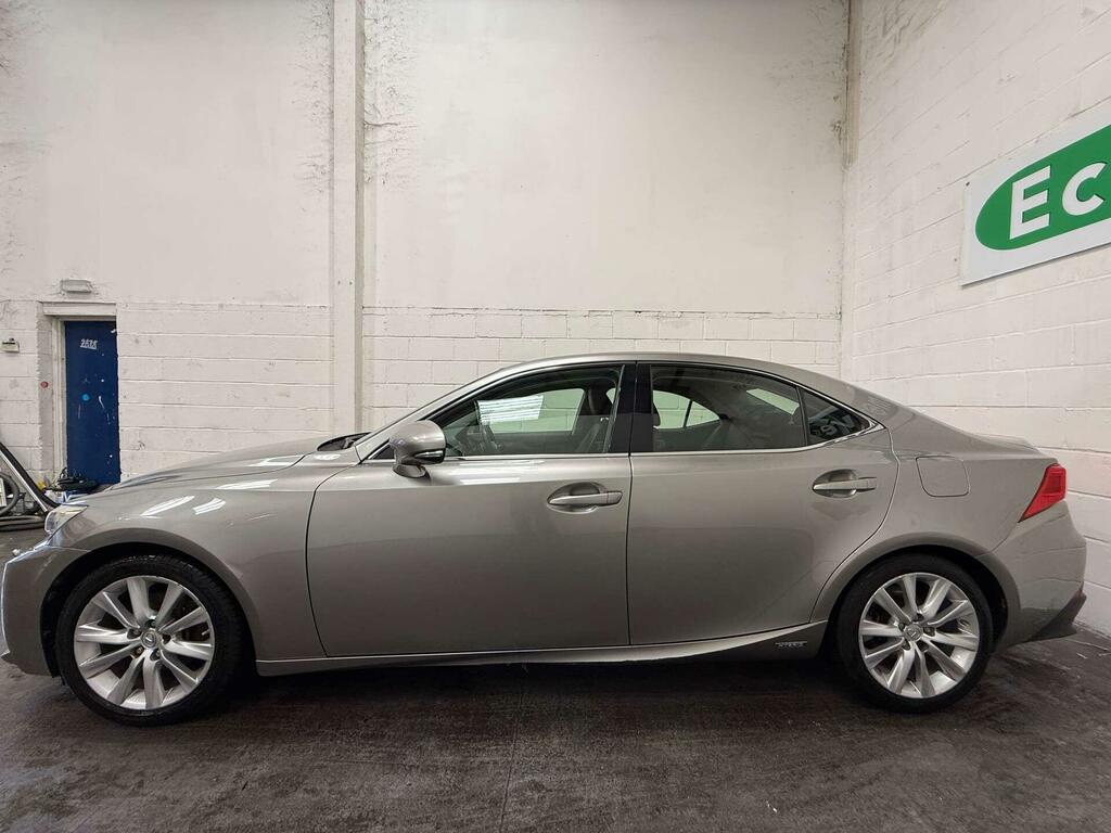 Lexus IS 2.5 Executive Edition Saloon Hybrid E-c Black #11