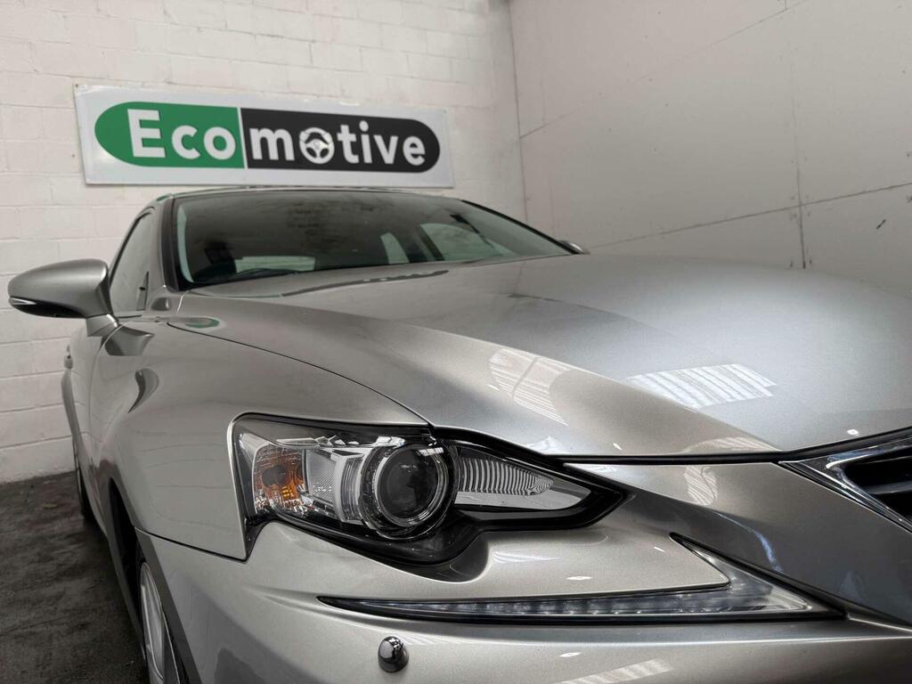 Lexus IS 2.5 Executive Edition Saloon Hybrid E-c Black #10