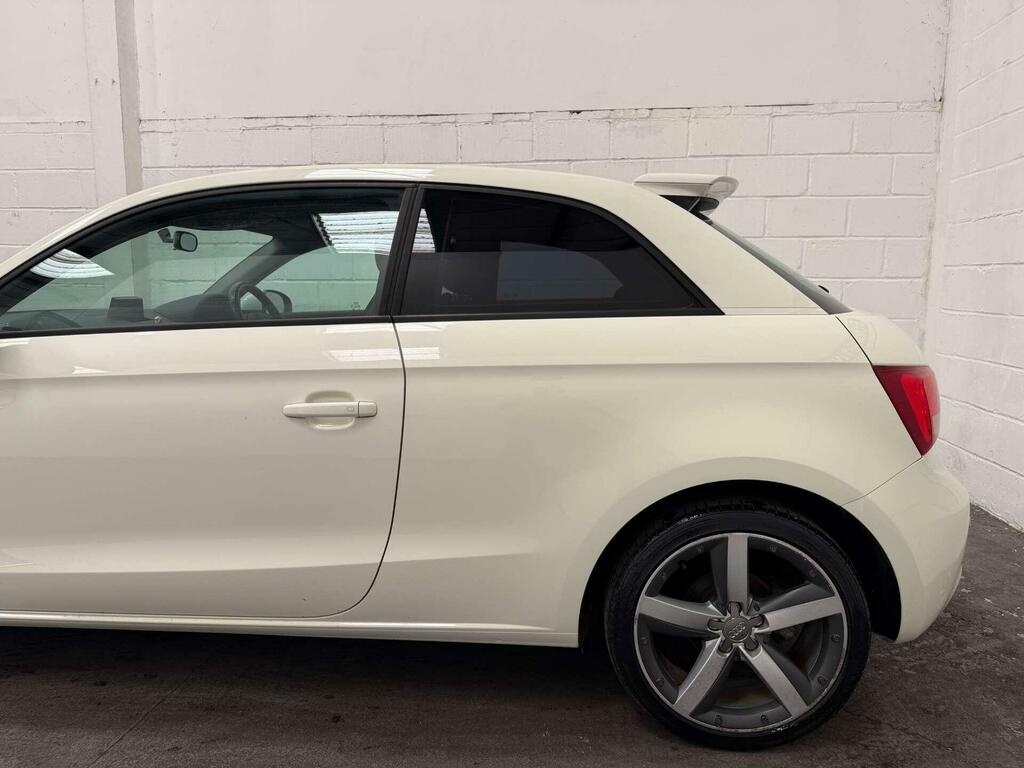 Audi A1 1.6 Tdi Sport Euro 5 Ss Blue #13