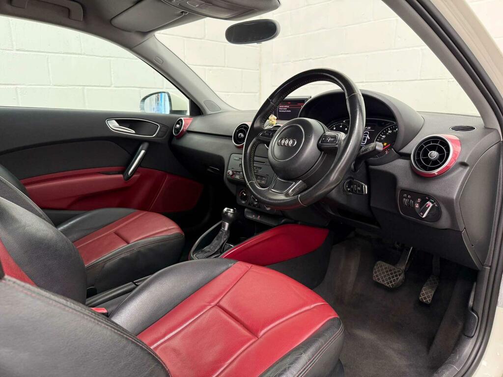 Audi A1 1.6 Tdi Sport Euro 5 Ss Blue #25
