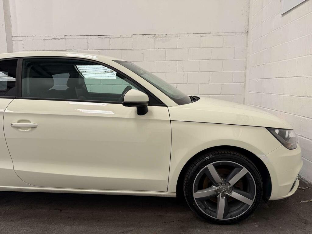 Audi A1 1.6 Tdi Sport Euro 5 Ss Blue #21
