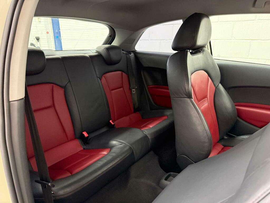 Audi A1 1.6 Tdi Sport Euro 5 Ss Blue #33