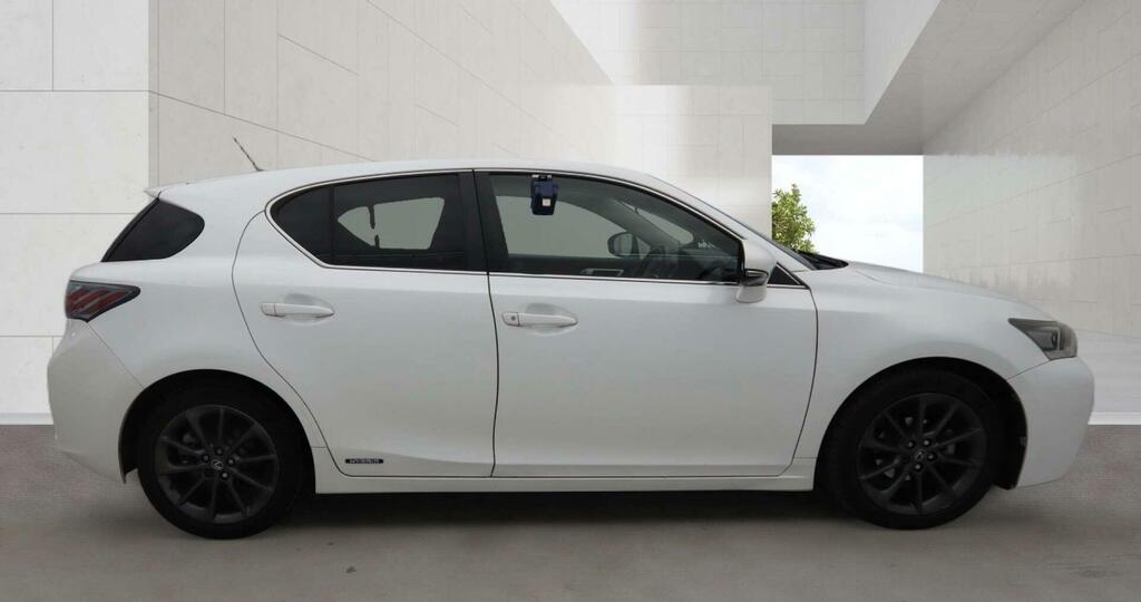 Lexus CT Se White #2