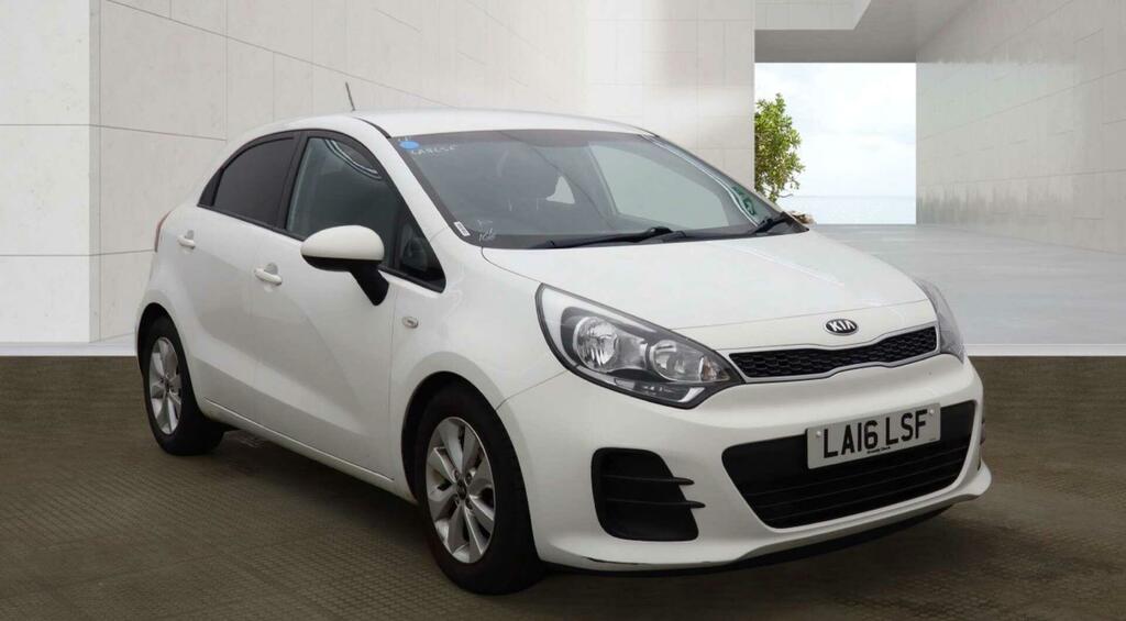 Kia RIO Sr7 White