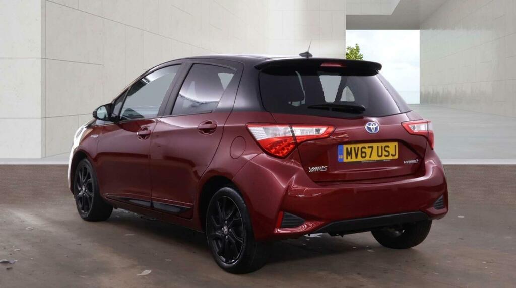 Toyota Yaris 1.5 Vvt-h Blue Bi-tone E-cvt Euro 6 Ss Red #3