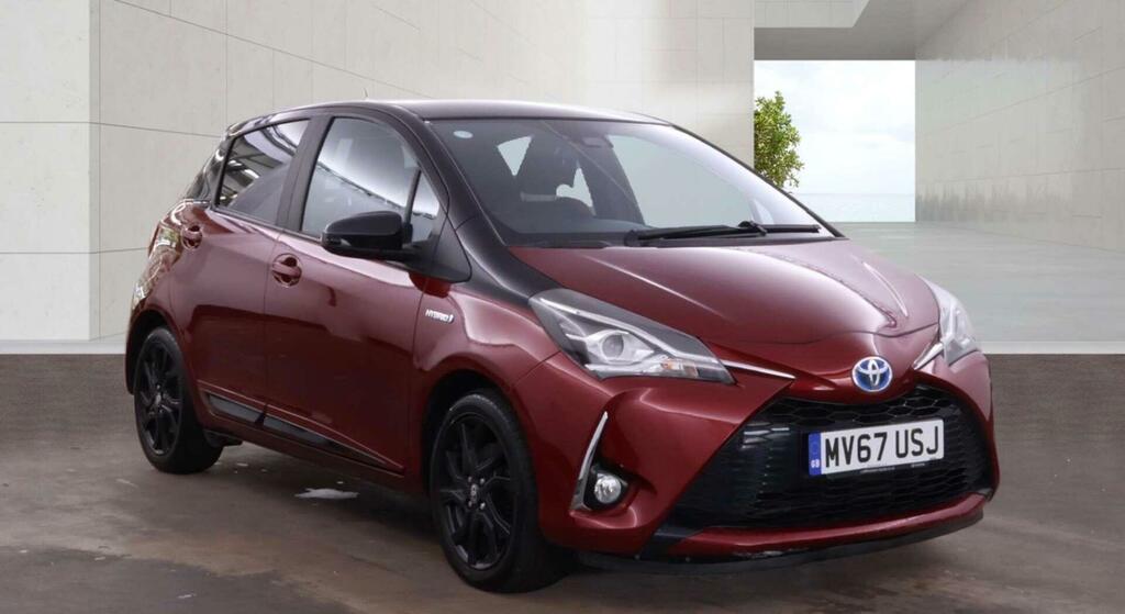 Toyota Yaris 1.5 Vvt-h Blue Bi-tone E-cvt Euro 6 Ss Red