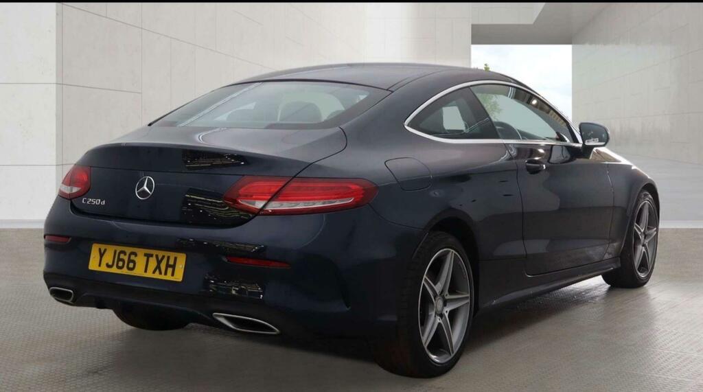Mercedes-Benz C Class Amg Line Blue #4