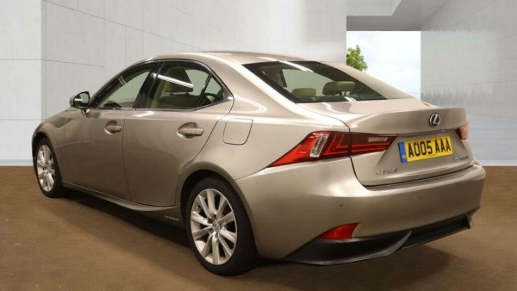 Lexus IS 2.5 300H Executive Edition E-cvt Euro 5 Ss Silver #4