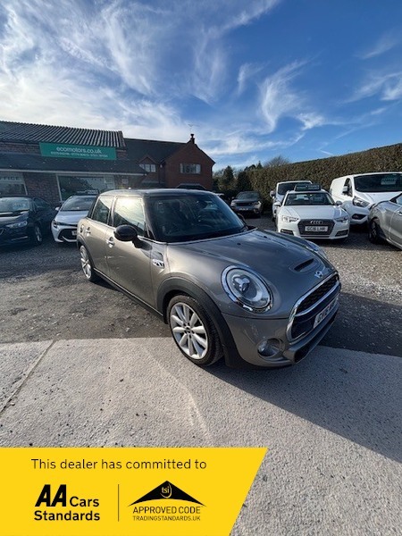 Mini Hatch Cooper Sd Sat Silver
