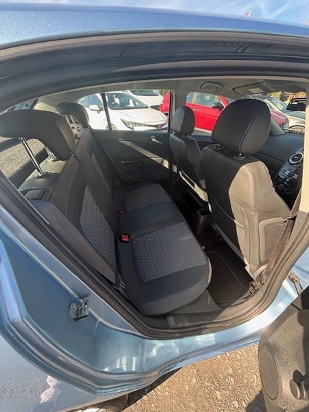 Vauxhall Corsa Se Ideal First Car DL14OMK Blue #6