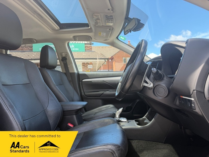 Mitsubishi Outlander 2.0 Phev Gx4h Black #10