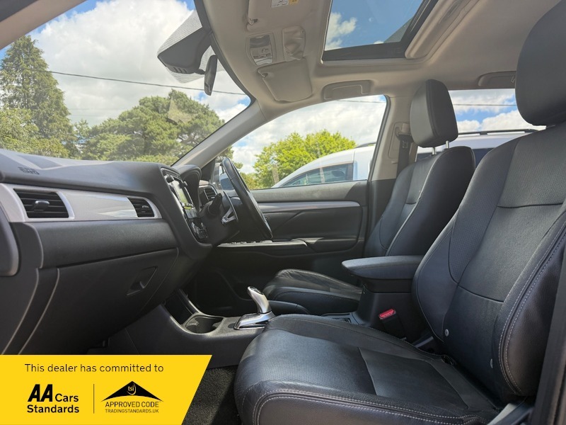 Mitsubishi Outlander 2.0 Phev Gx4h Black #11