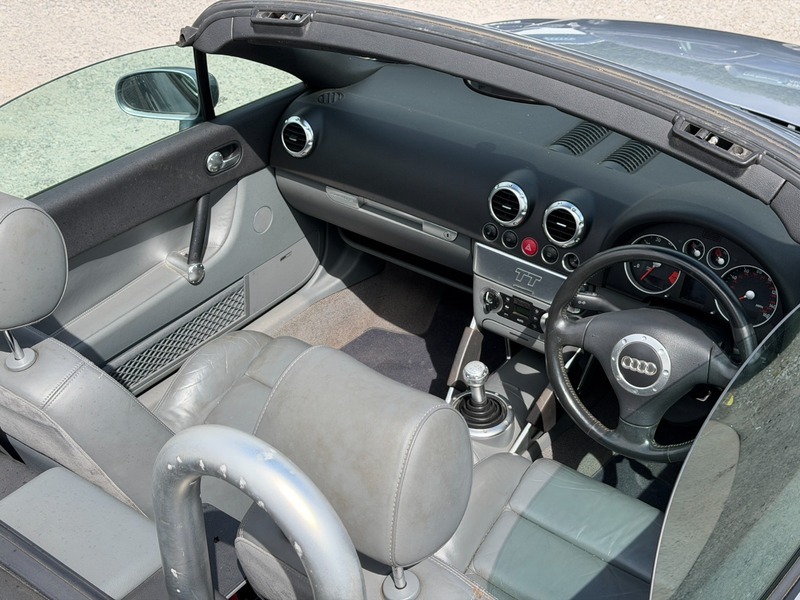 Audi TT Coupe 1.8 200454 Red #9