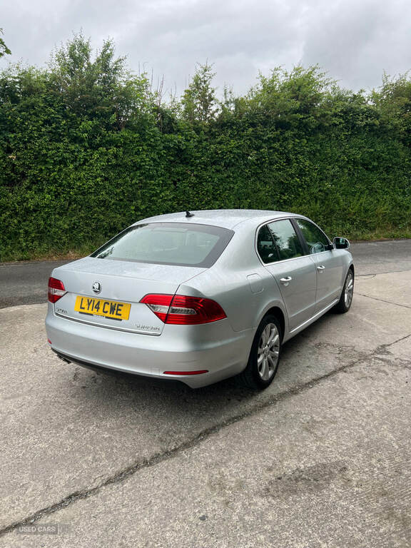 Skoda Superb 2.0 Tdi Cr 140 Se Silver #4