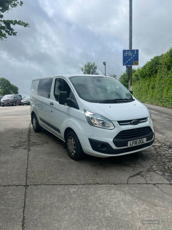 Ford Transit Custom 2.2 Tdci 100Ps Low Roof Trend Van White