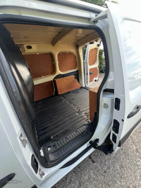 Mercedes-Benz CITAN 109Cdi Van White #5
