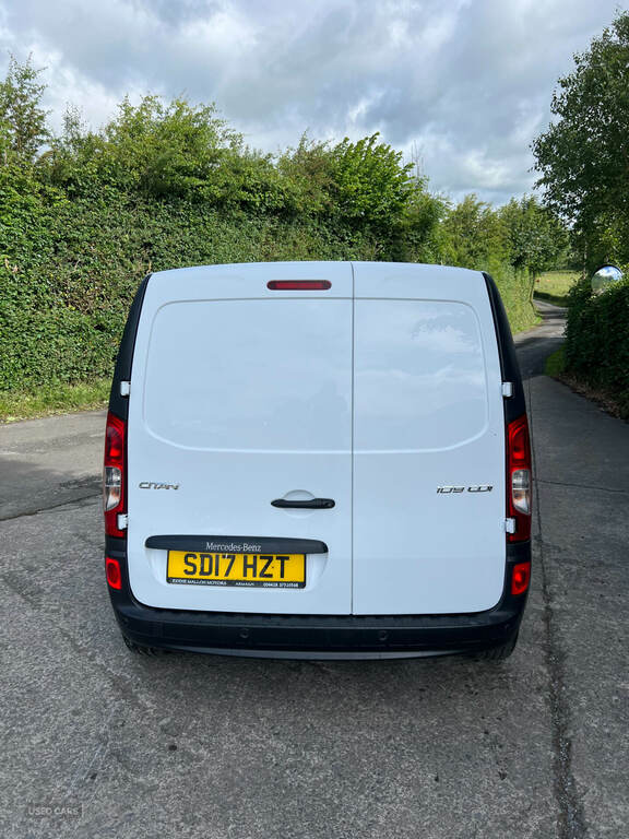 Mercedes-Benz CITAN 109Cdi Van White #4