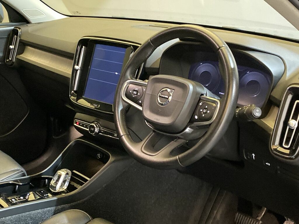 Volvo XC40 2.0 D4 190 Bhp Inscription Pro Awd Nq NG19NHD Grey #2