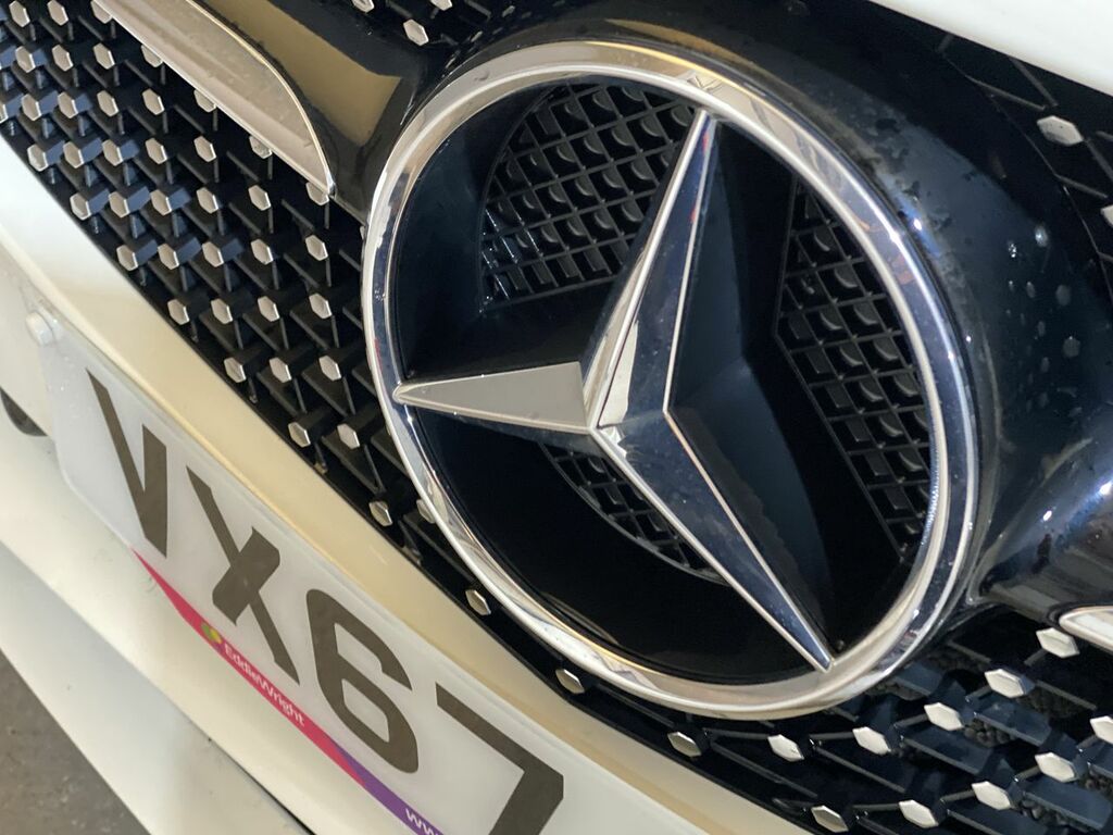 Mercedes-Benz A Class A 200 D Amg Line Executive Nq VX67SWN #4
