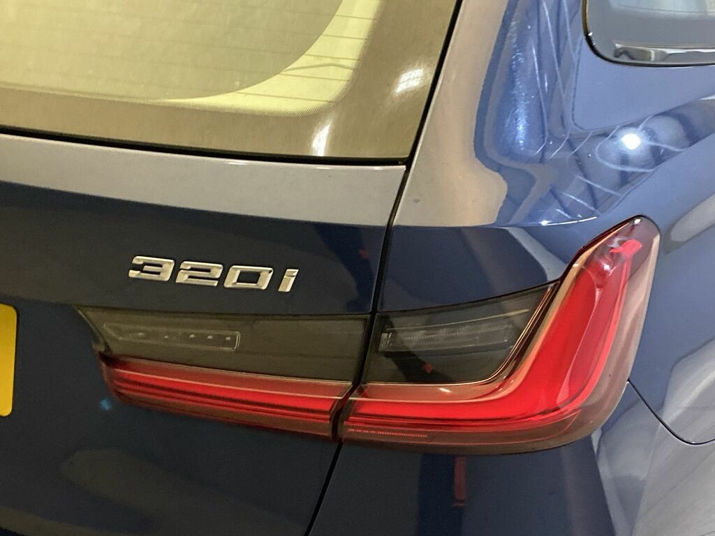 BMW 3 Series 320I 2.0T 184 Bhp Sport Touring LB70HLJ #4