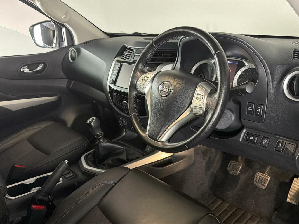 Nissan Navara 2.3 Dci N-guard Double Cab 4Wd Vq  #3