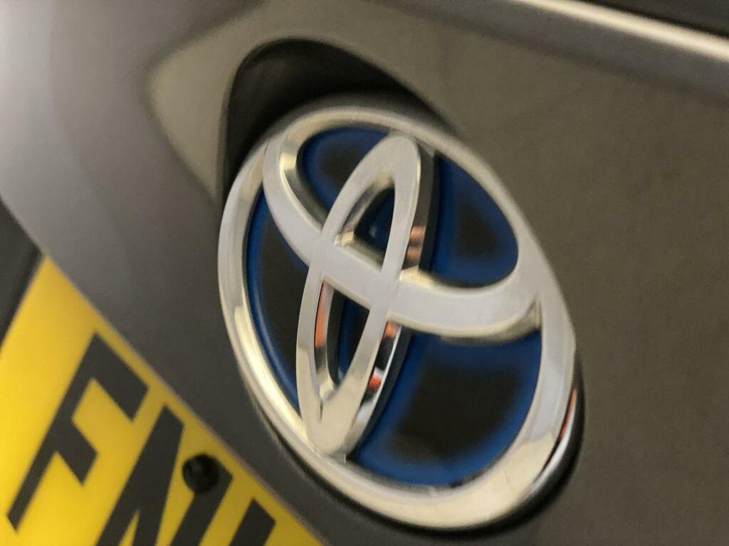 Toyota C-Hr  Grey #6