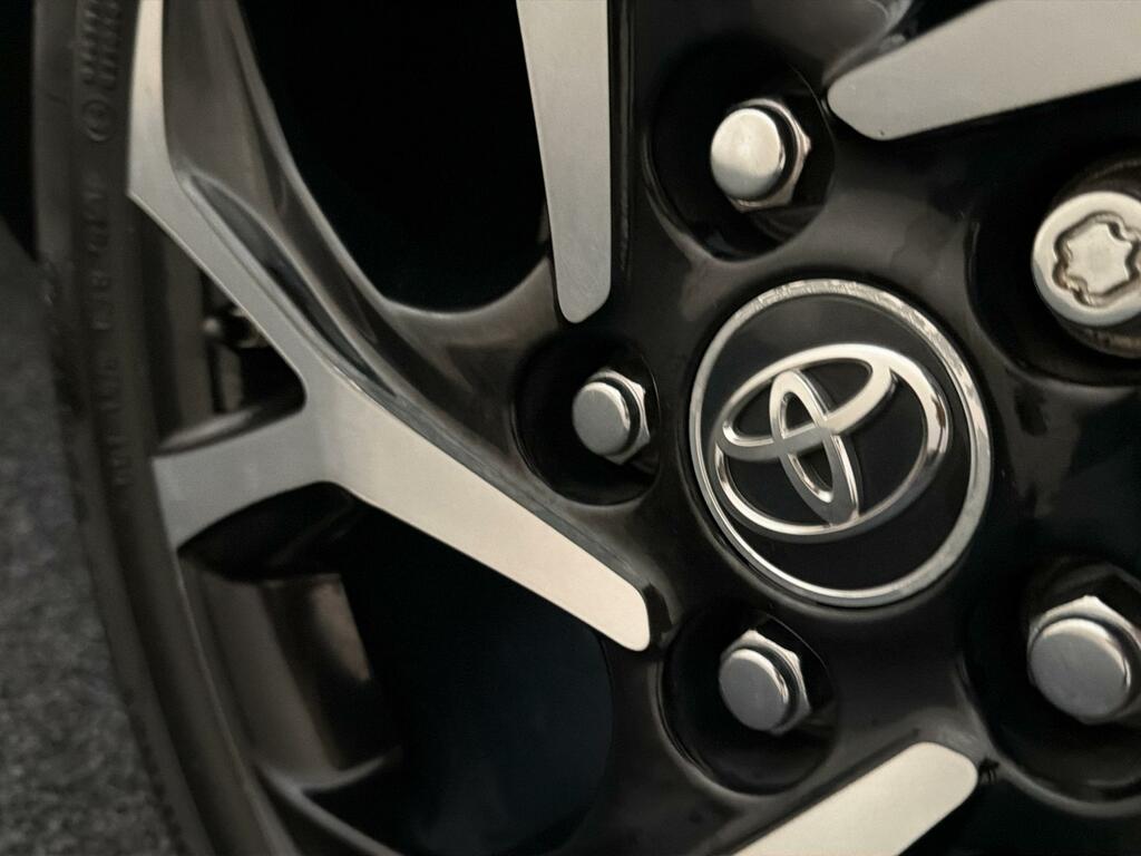 Toyota C-Hr 2.0 Vvt-h Gr Sport Cvt Euro 6 Ss White #24