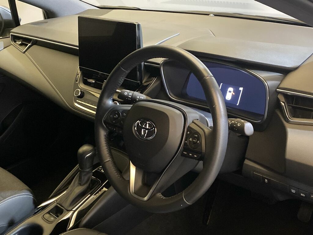 Toyota Corolla 1.8 Vvt-h Design FL73XNB #2