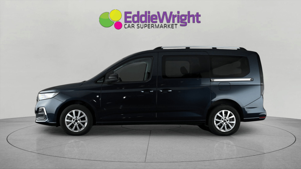 Ford Tourneo Connect 2.0 Ecoblue Titanium Mpv  #3