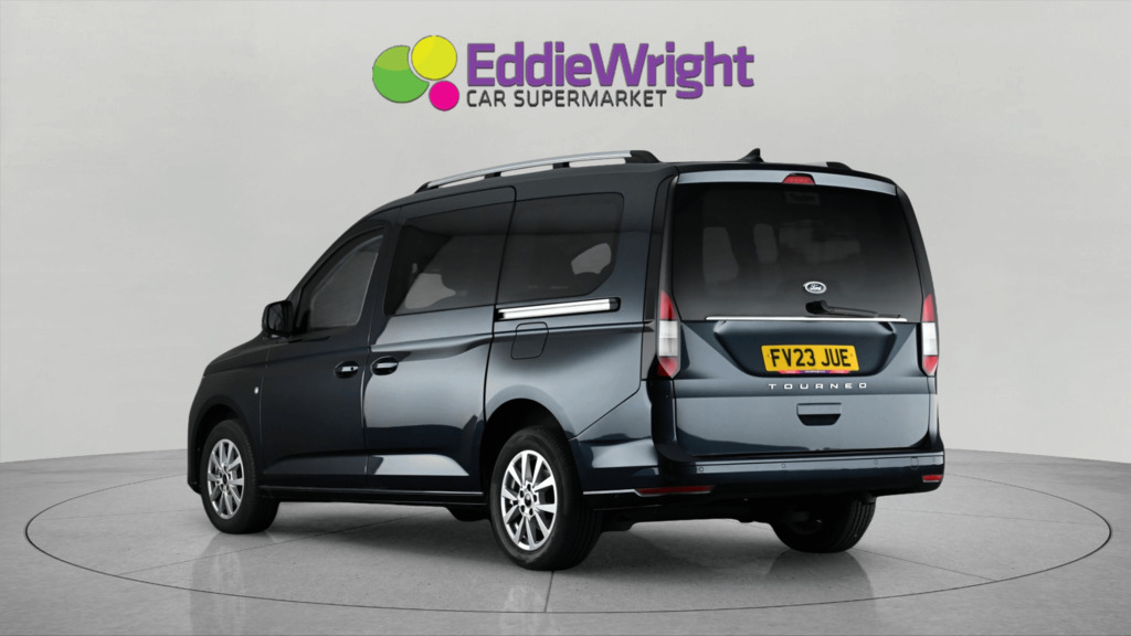 Ford Tourneo Connect 2.0 Ecoblue Titanium Mpv  #2