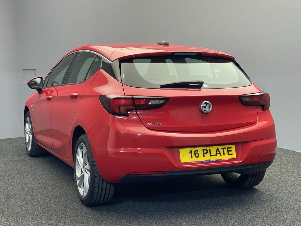 Vauxhall Astra 1.4 Sri 100 Bhp Nq BGZ7766 Red #3