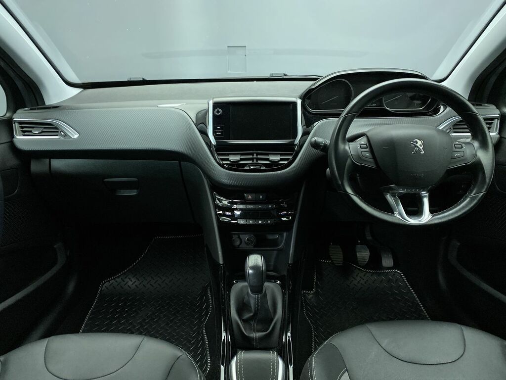 Peugeot 2008 1.2 Puretech 110 Bhp Allure Suv Nq KV67NVE #5